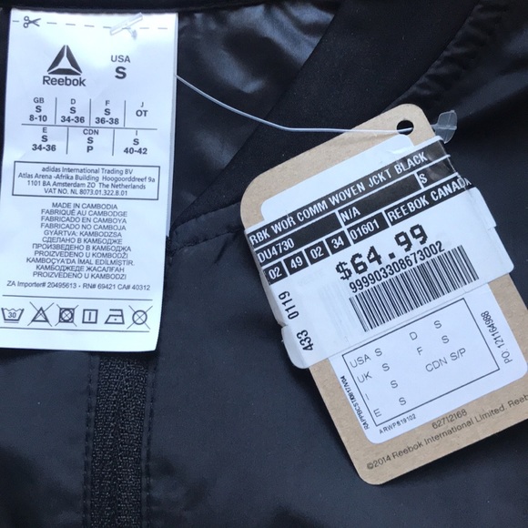 Reebok Windbreaker‼️ - Picture 2 of 4